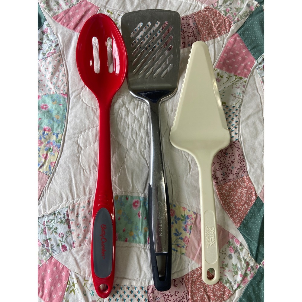 Betty Crocker Pyrex Crofton Kitchen Utensil Set Spatula Slotted Spoon Pie Server